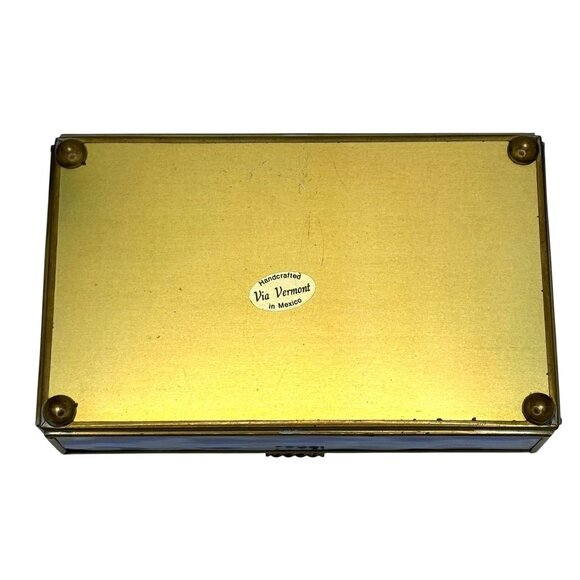 Vintage Via Vermont Etched Blue Glass Trinket Box With Mirrored Bottom - Picture 11 of 13